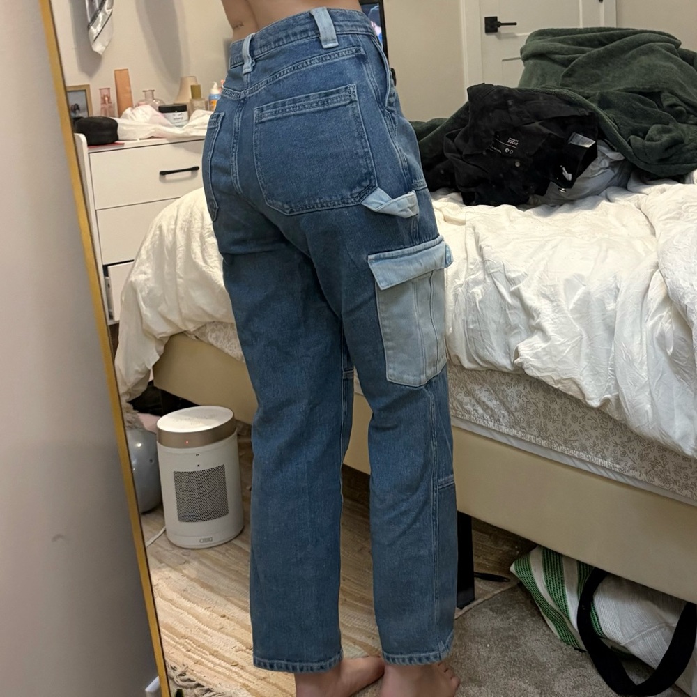 PacSun High Rise Blue Jeans with Light Blue Accents